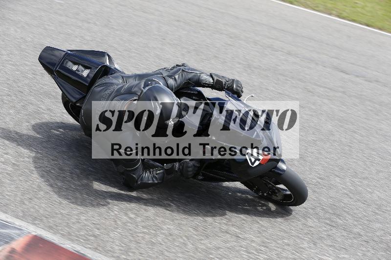 /Archiv-2024/25 30.05.2024 TZ Motorsport Training ADR/Gruppe rot/4